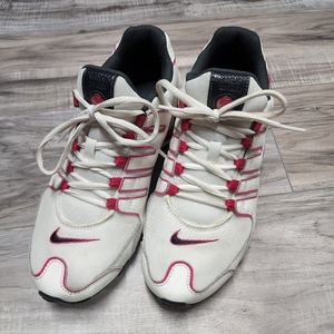 Women's Nike Shox Size 10.5